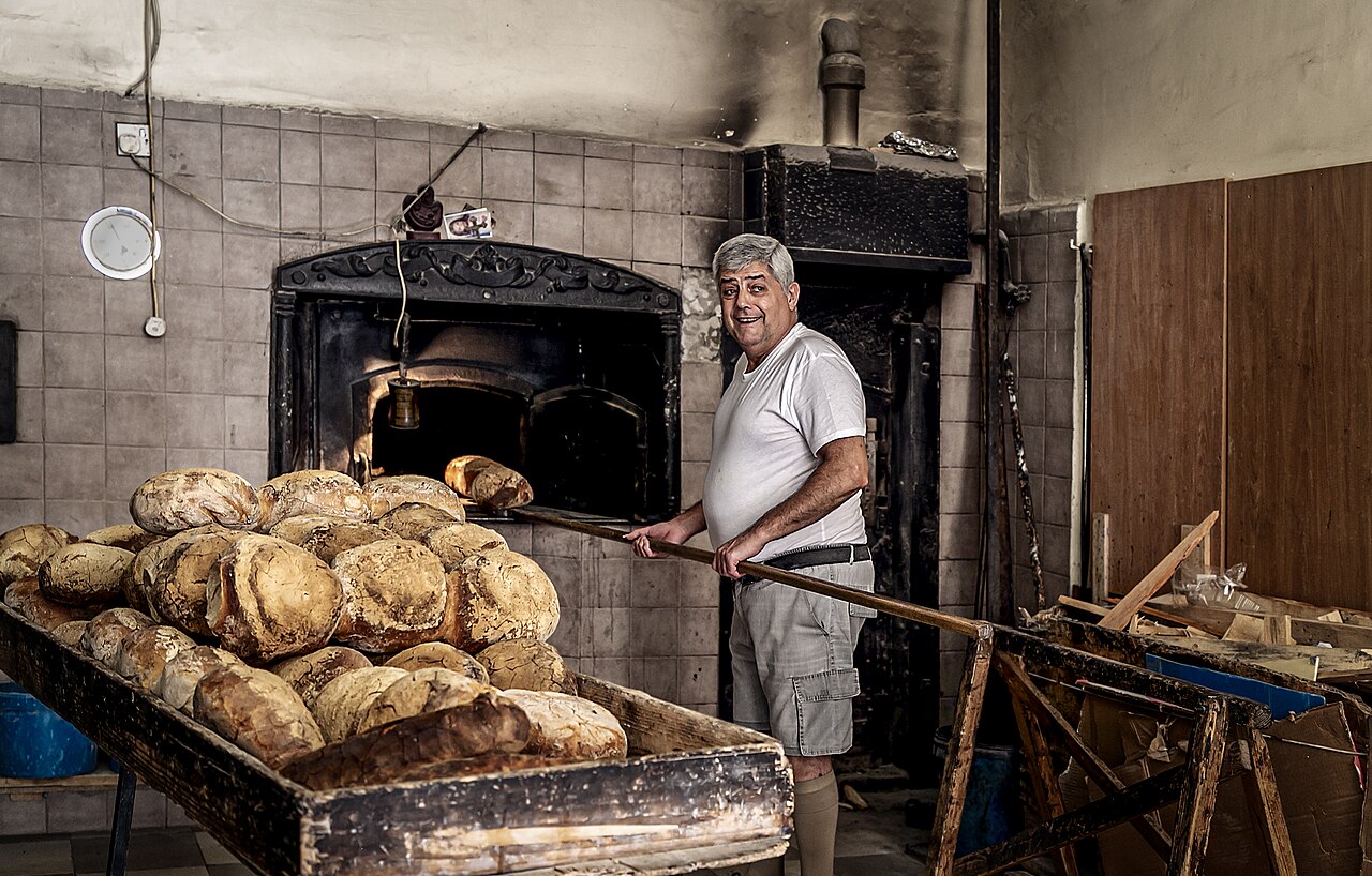 Traditional breadmaking in Qormi, Malta