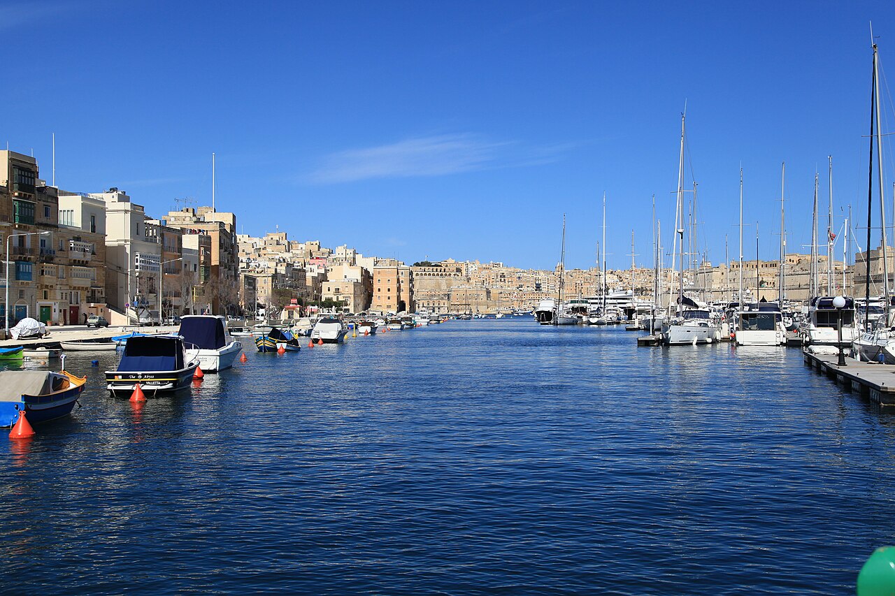 Dockyard Creek between Senglea and Birgu